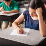 Síntomas y significados de soñar con exámenes o pruebas en la vida nocturna
